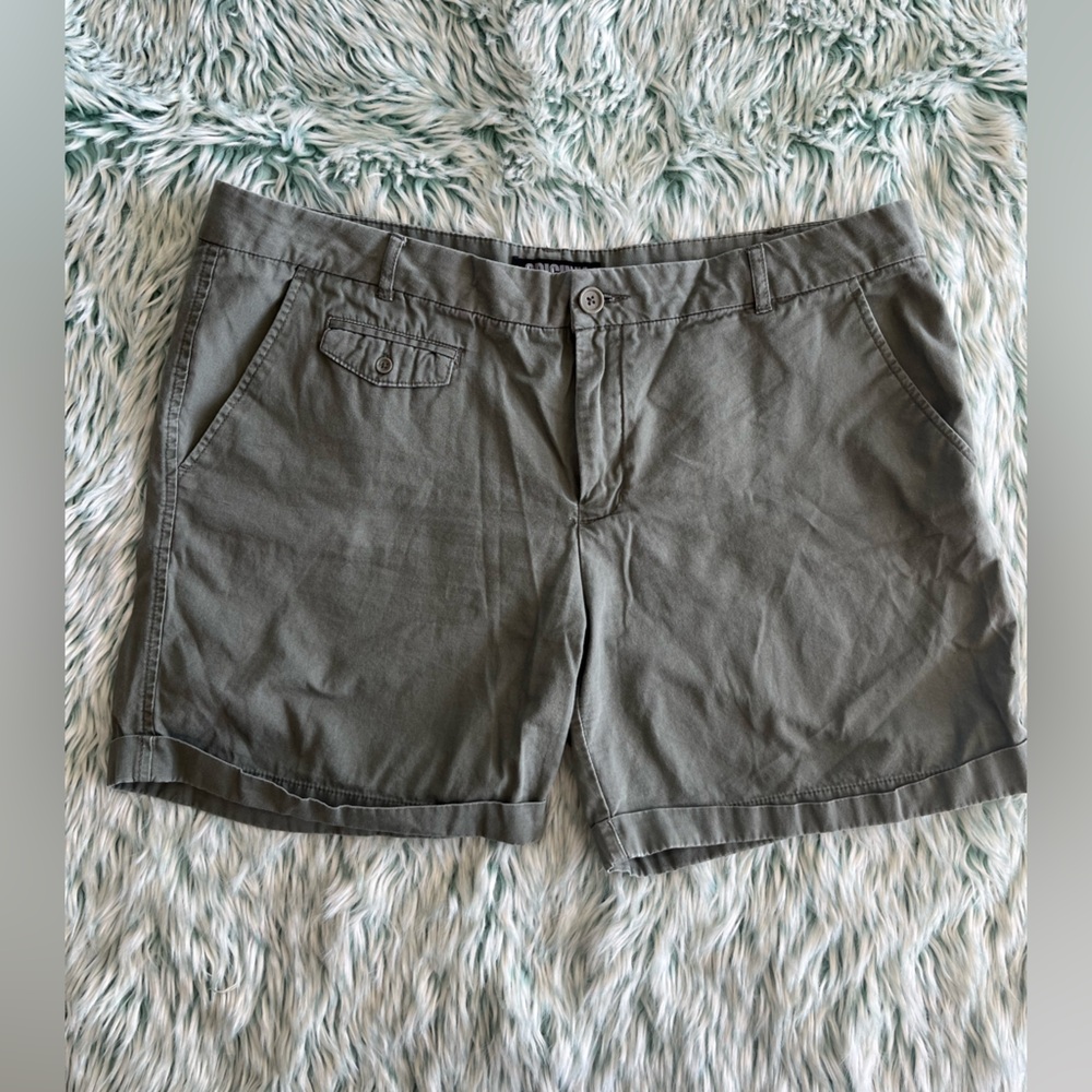 Nicole Miller Original Shorts, Size 14